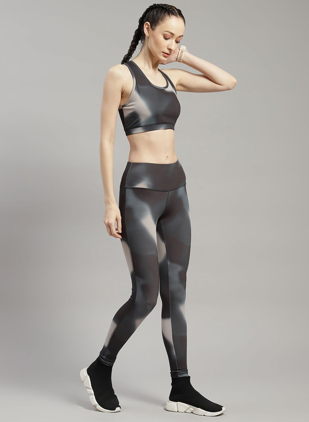 Women Green Printed Sports Set