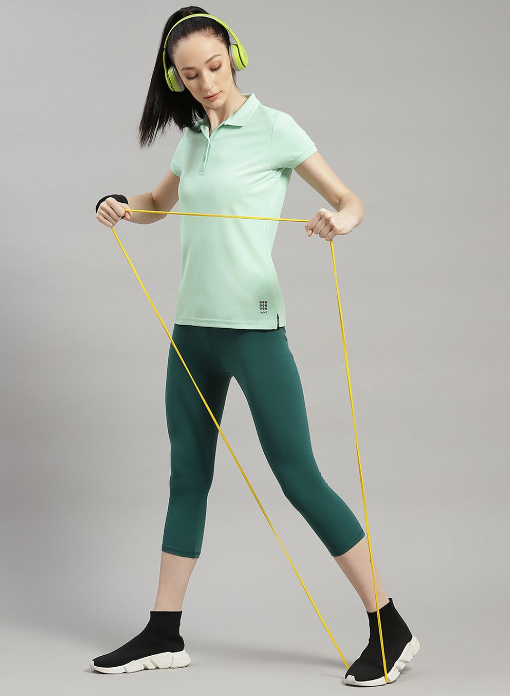 Women Green Solid T-Shirt