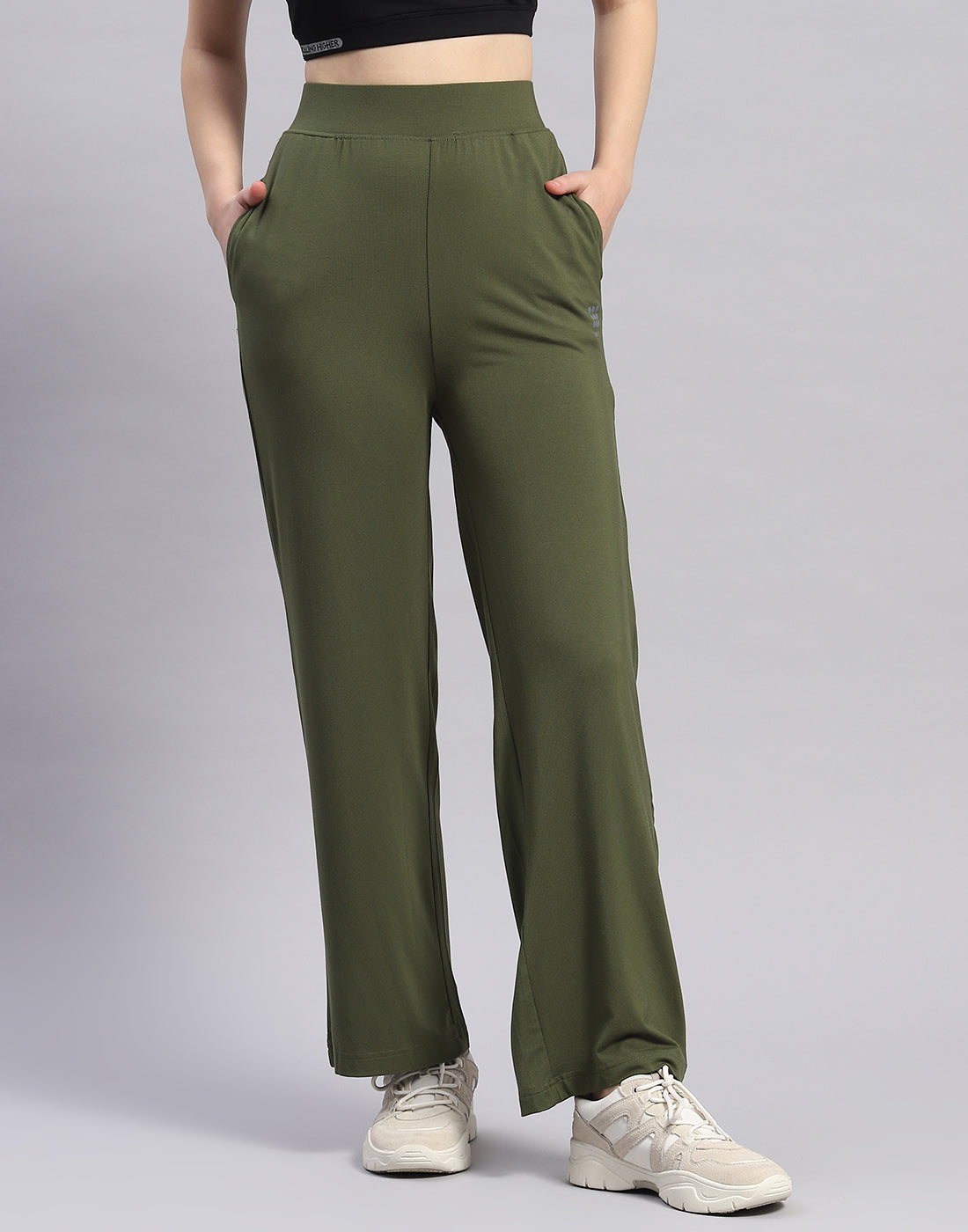 Women Olive Solid Regular Fit Yoga Pant