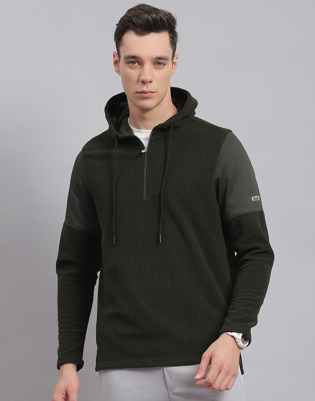 Men Olive Solid Hooded Full Sleeve Sweatshirt
