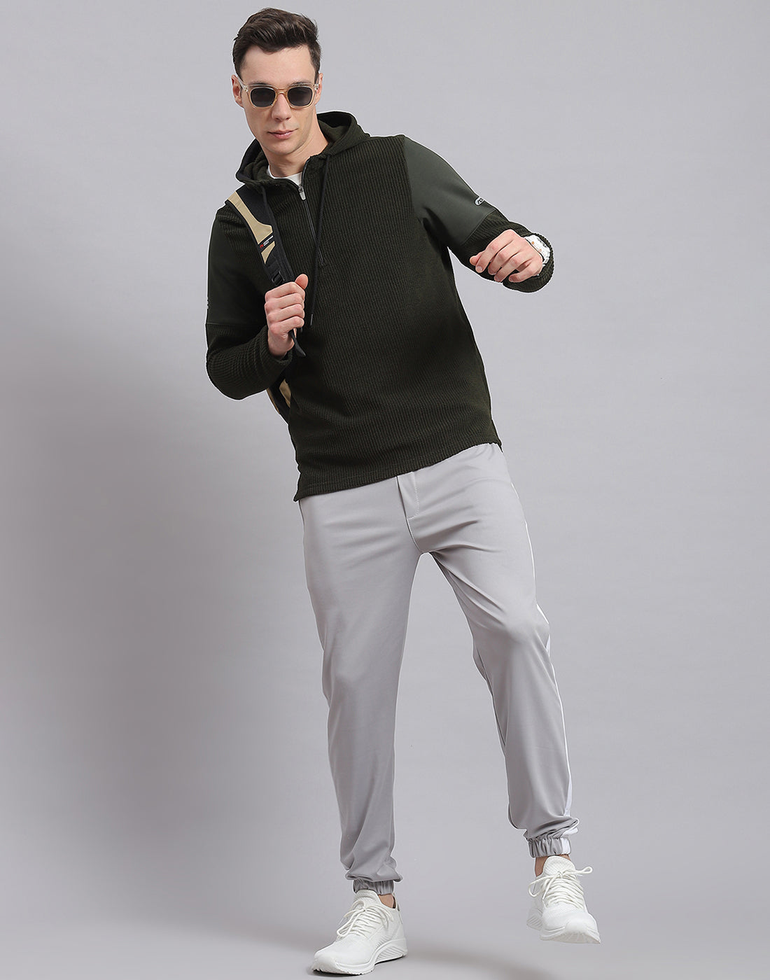 Men Olive Solid Hooded Full Sleeve Sweatshirt
