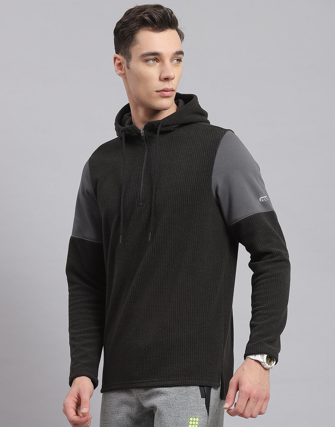 Men Grey Solid Hooded Full Sleeve Sweatshirt