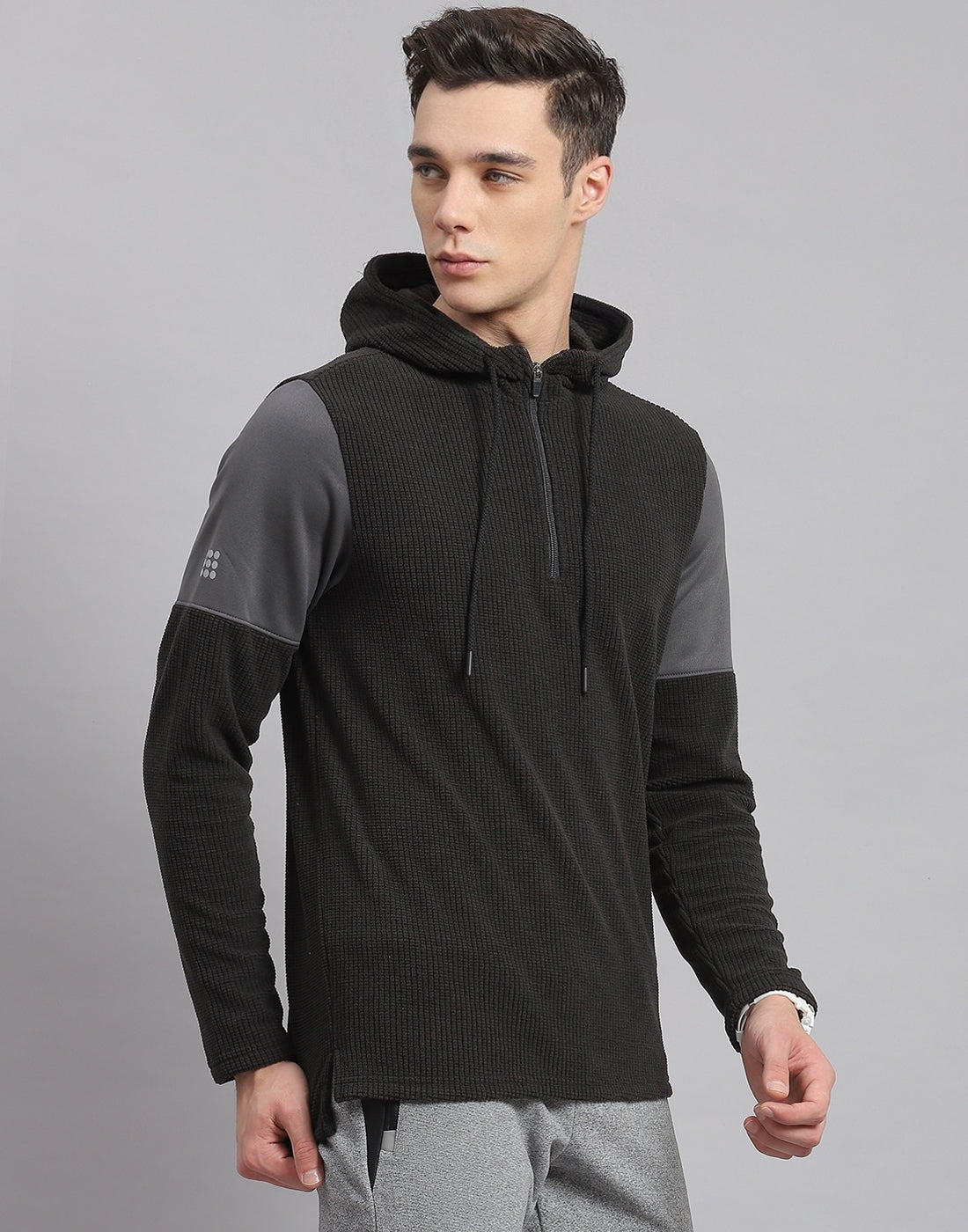 Men Grey Solid Hooded Full Sleeve Sweatshirt