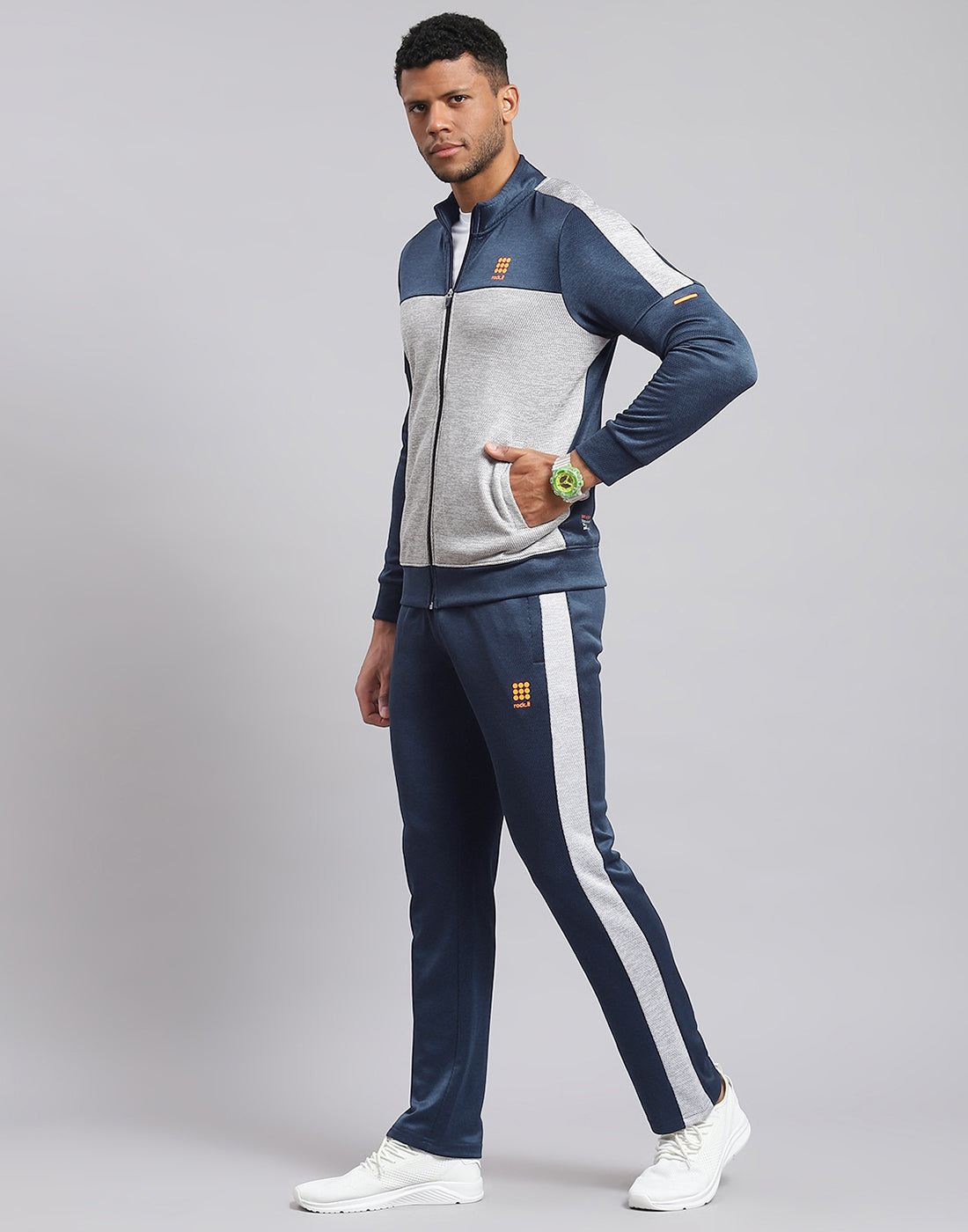 Men Navy Blue Solid Stand Collar Full Sleeve Tracksuit