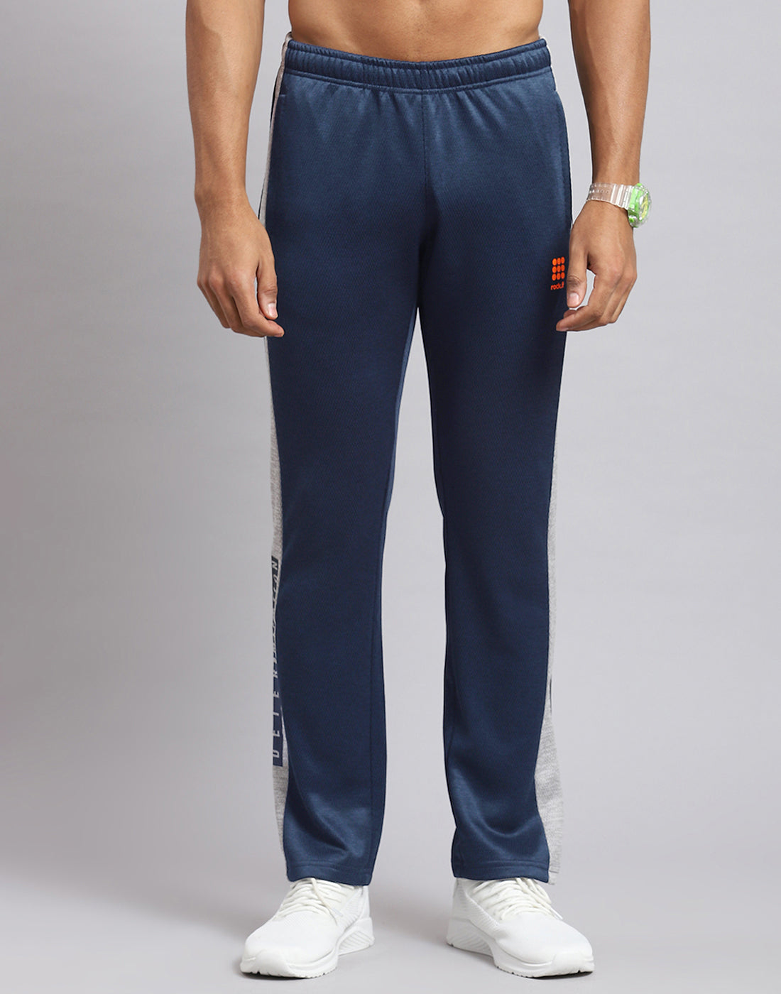 Men Navy Blue Solid Stand Collar Full Sleeve Tracksuit