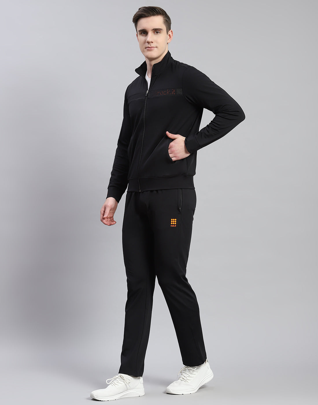 Men Black Solid Stand Collar Full Sleeve Tracksuit