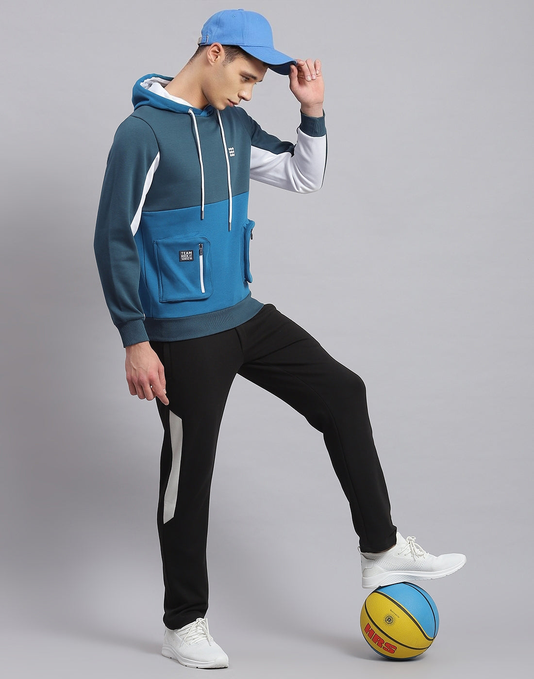Men Turquoise Blue Solid Hooded Full Sleeve Sweatshirt
