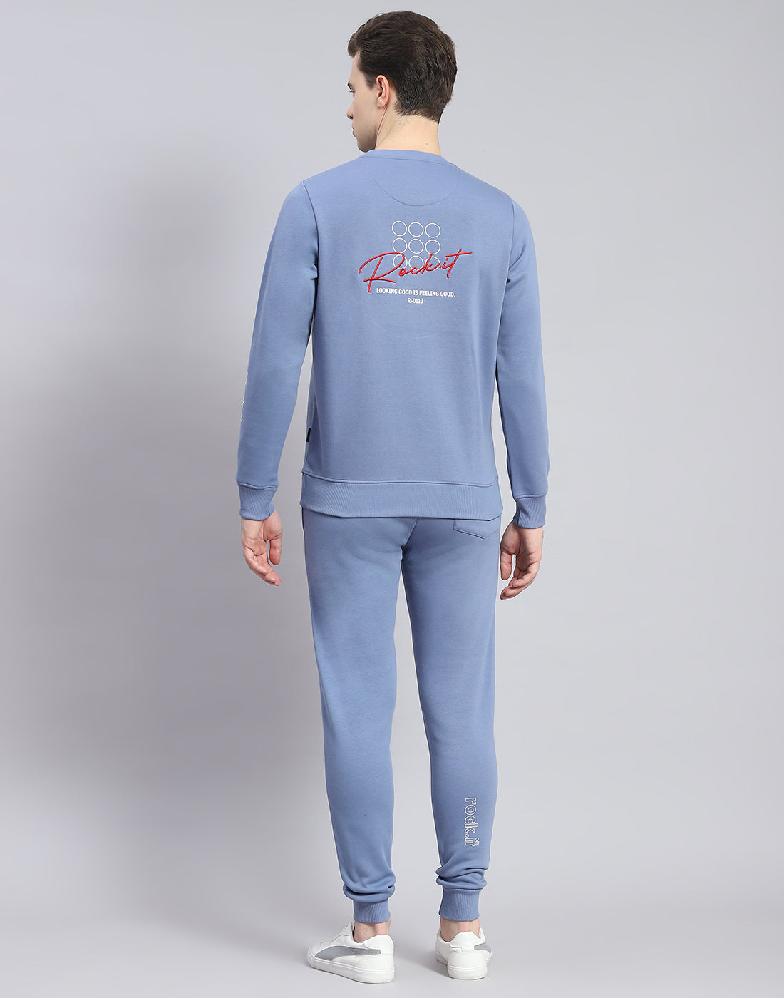 Men Blue Solid Round Neck Full Sleeve Tracksuit