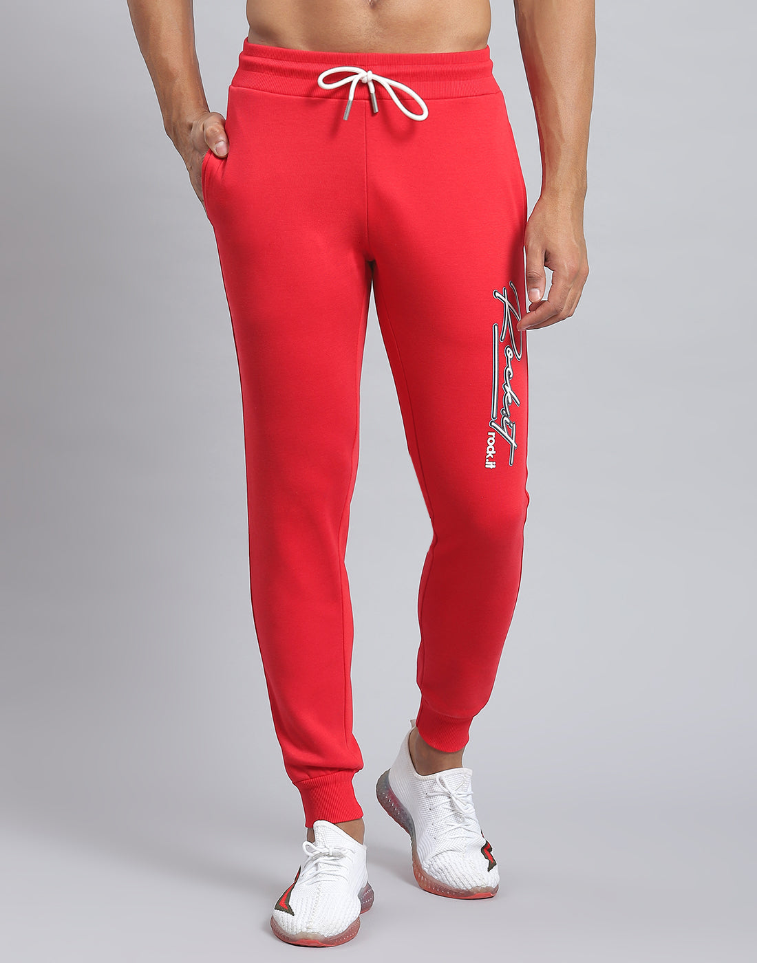 Men Red Solid Hooded Full Sleeve Tracksuit