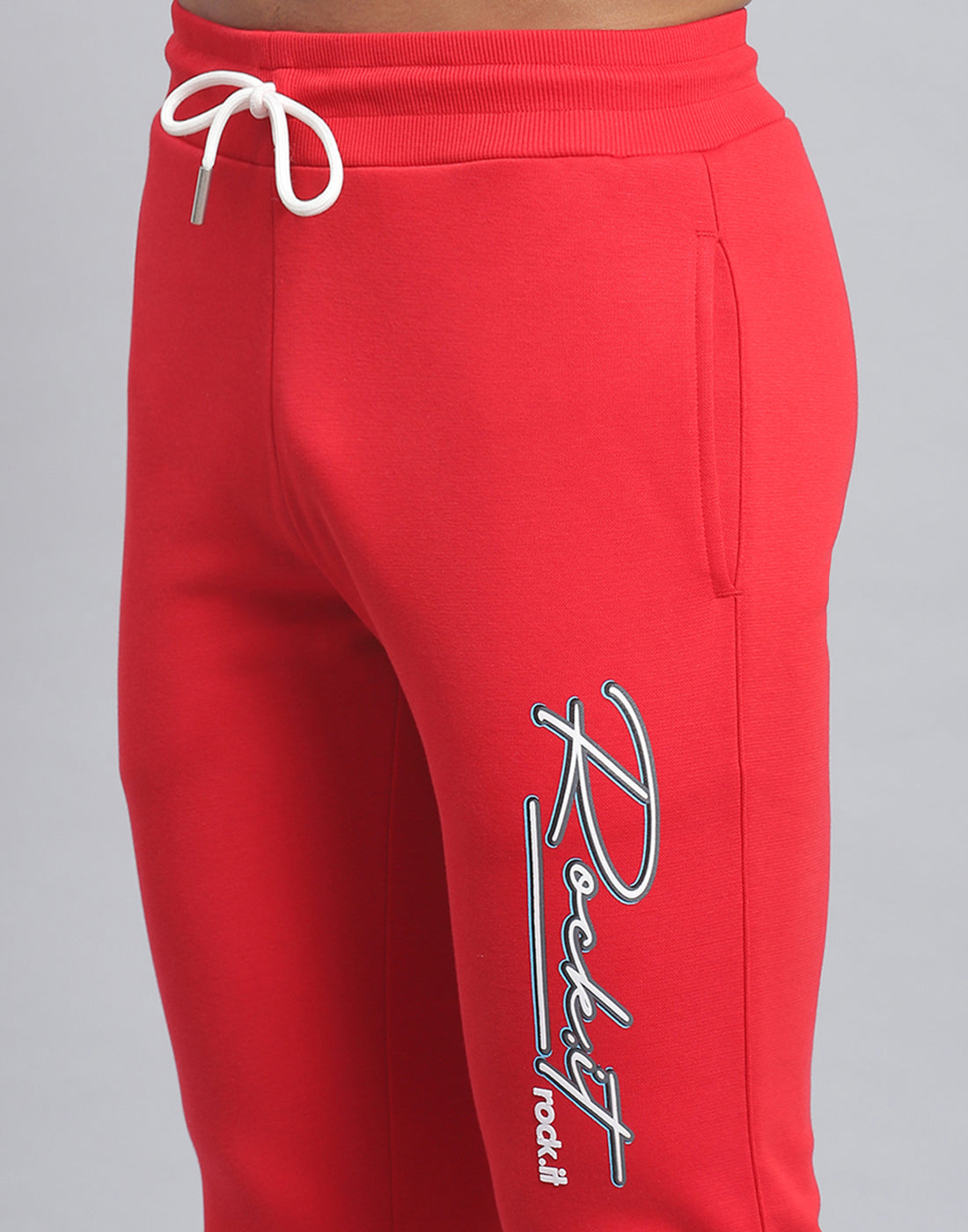 Men Red Solid Hooded Full Sleeve Tracksuit