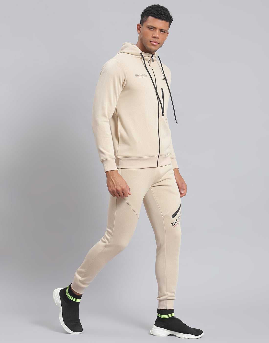 Men Beige Solid Hooded Full Sleeve Tracksuit
