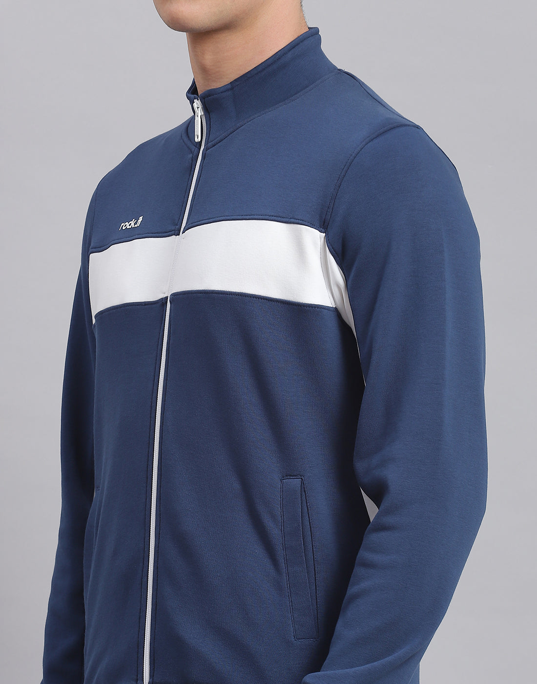 Men Blue Solid Stand Collar Full Sleeve Tracksuit