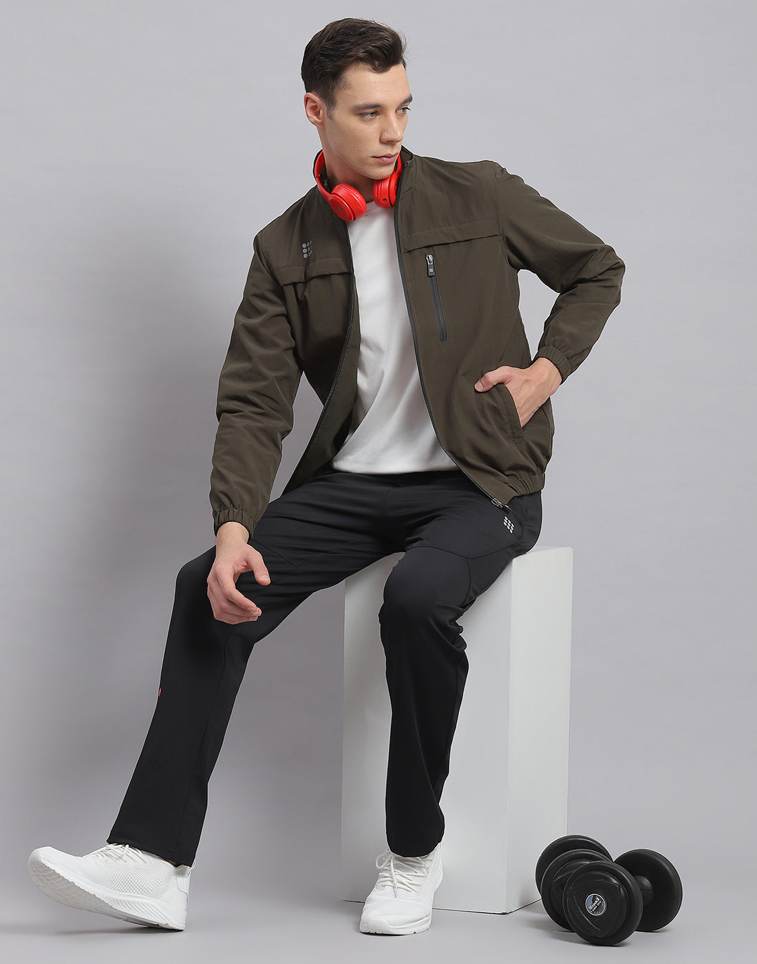 Men Olive Solid Stand Collar Full Sleeve Jacket