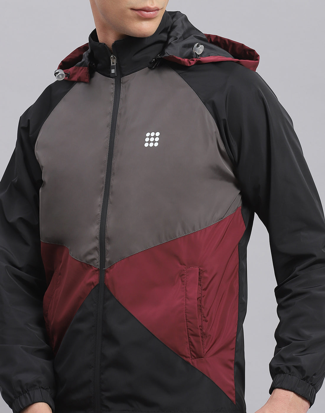 Men Black Solid Hooded Full Sleeve Jacket