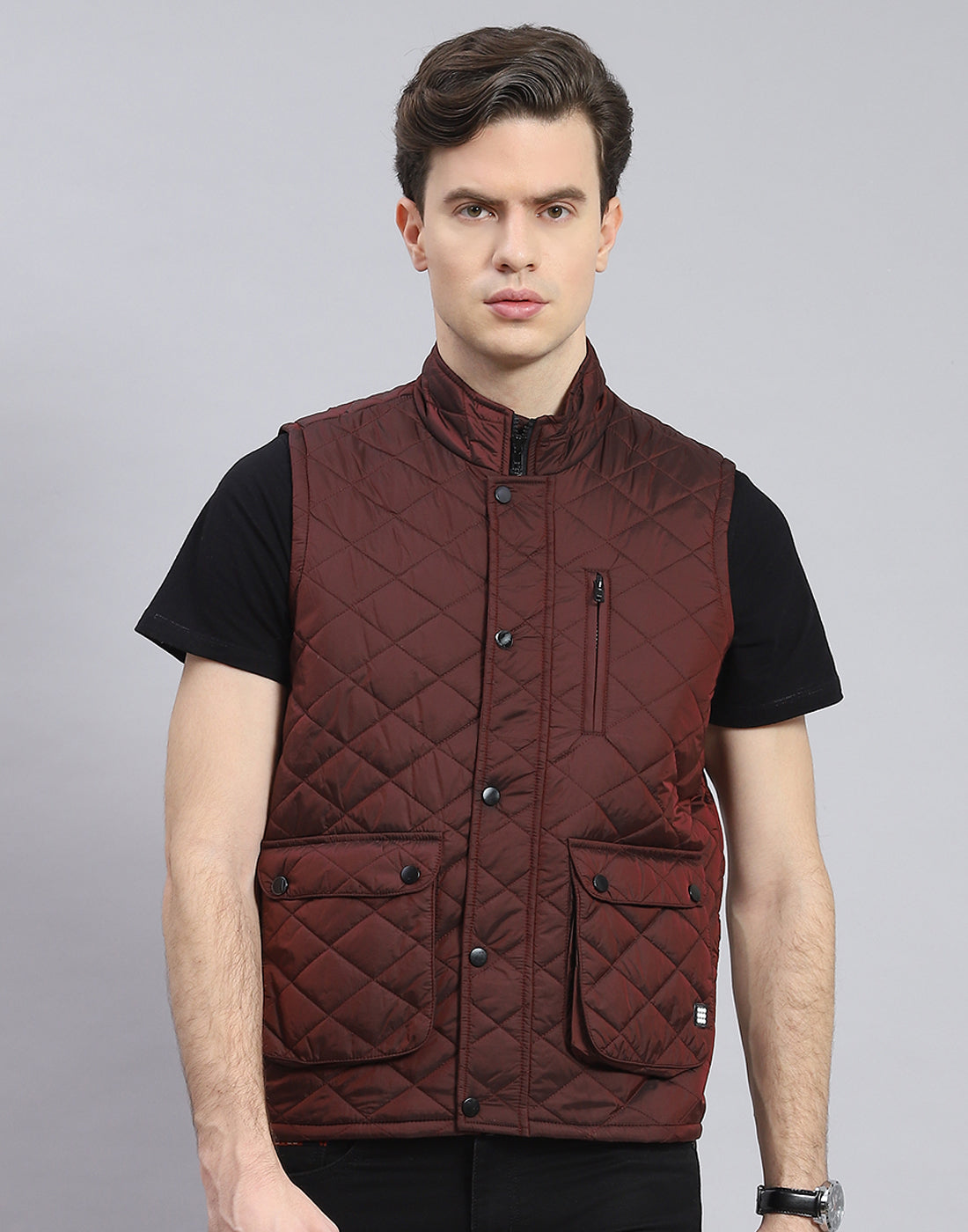 Men Maroon Solid Stand Collar Sleeveless Jacket