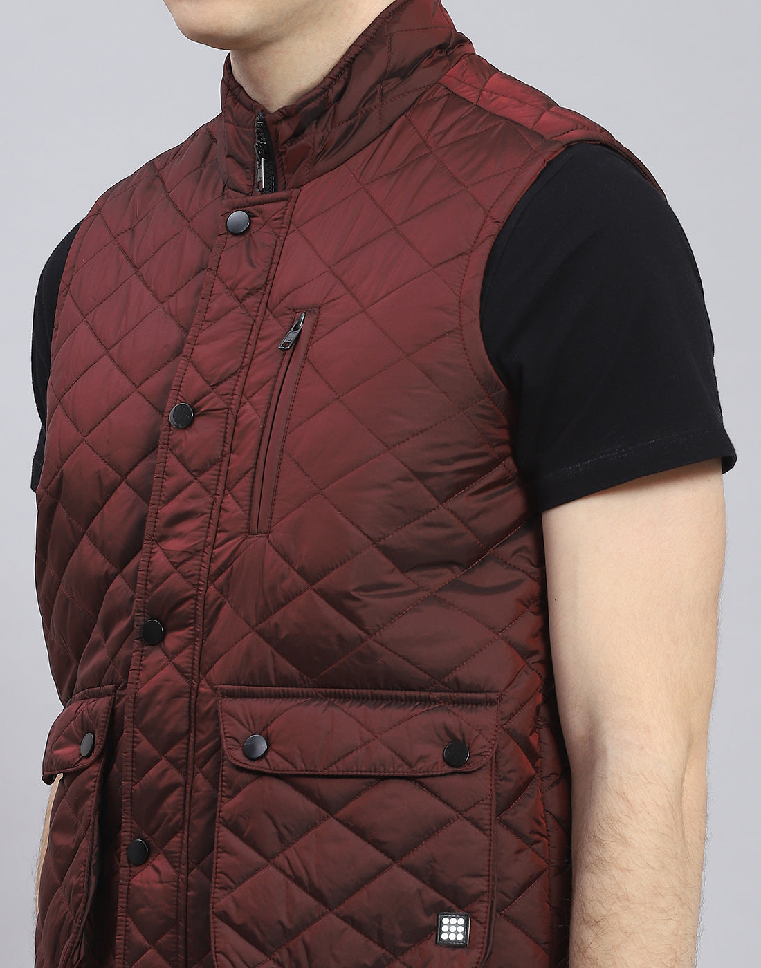 Men Maroon Solid Stand Collar Sleeveless Jacket