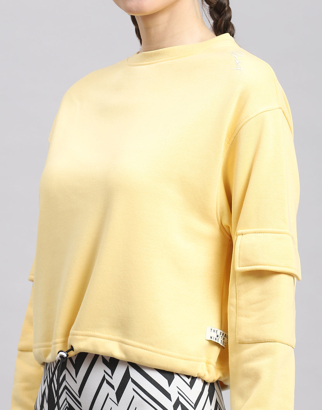 Women Yellow Solid Round Neck Full Sleeve Sweatshirt