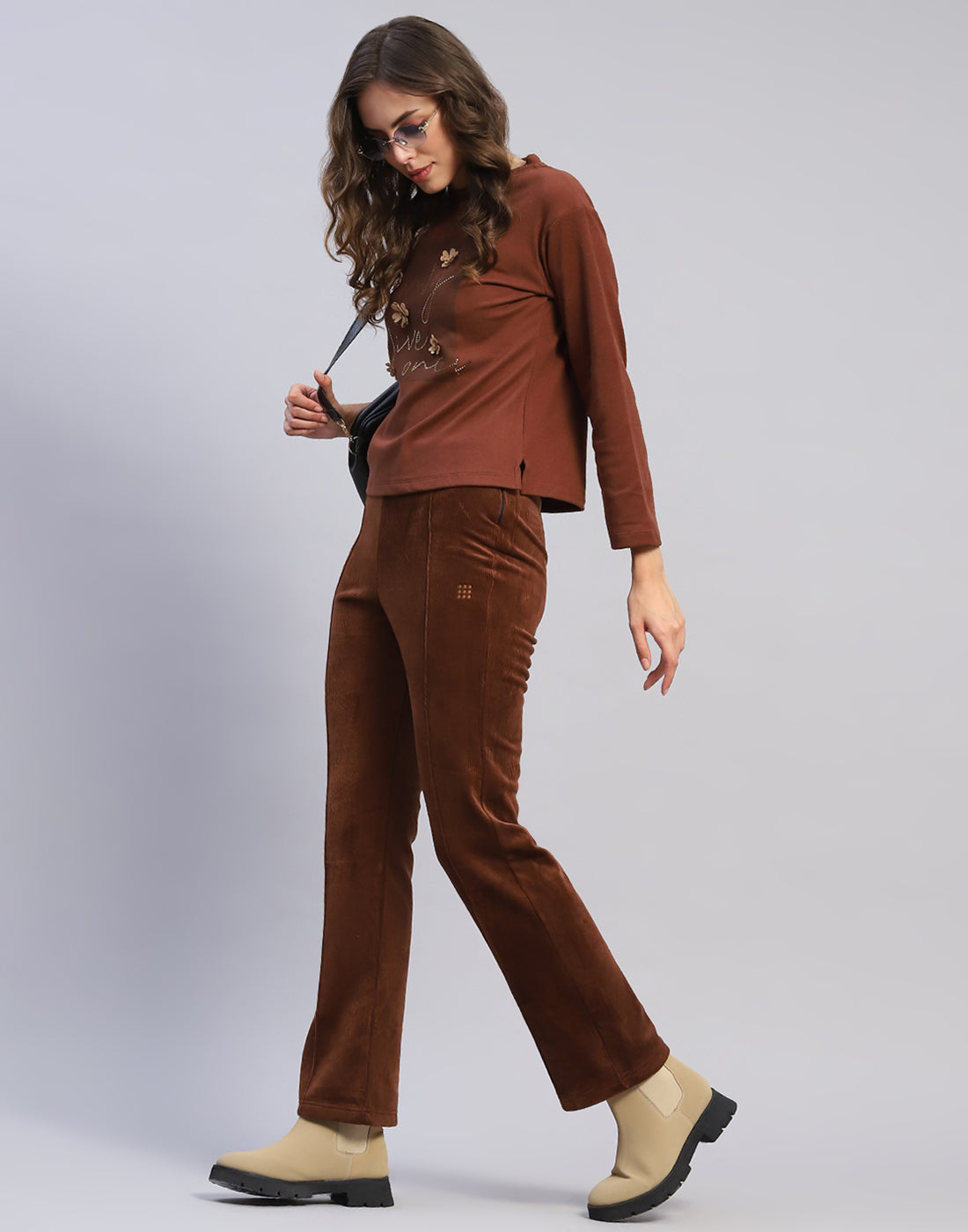 Women Brown Solid Regular Fit Winter Lower