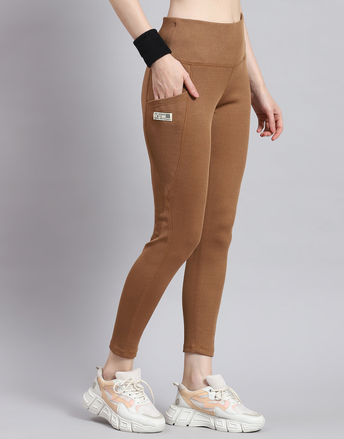 Women Camel Brown Solid Regular Fit Legging