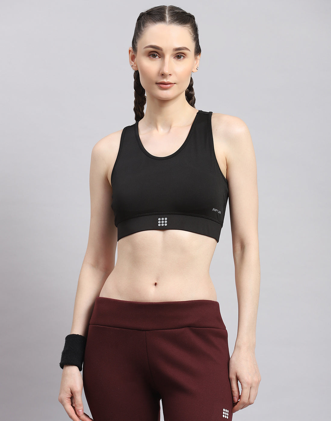 Women Black Solid Sports Bra