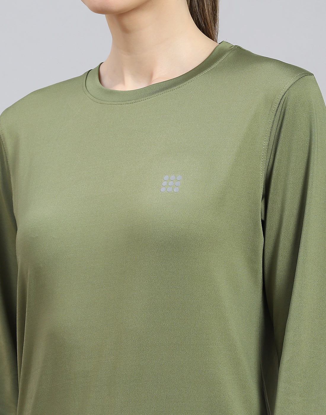 Women Olive Solid Round Neck Full Sleeve Top