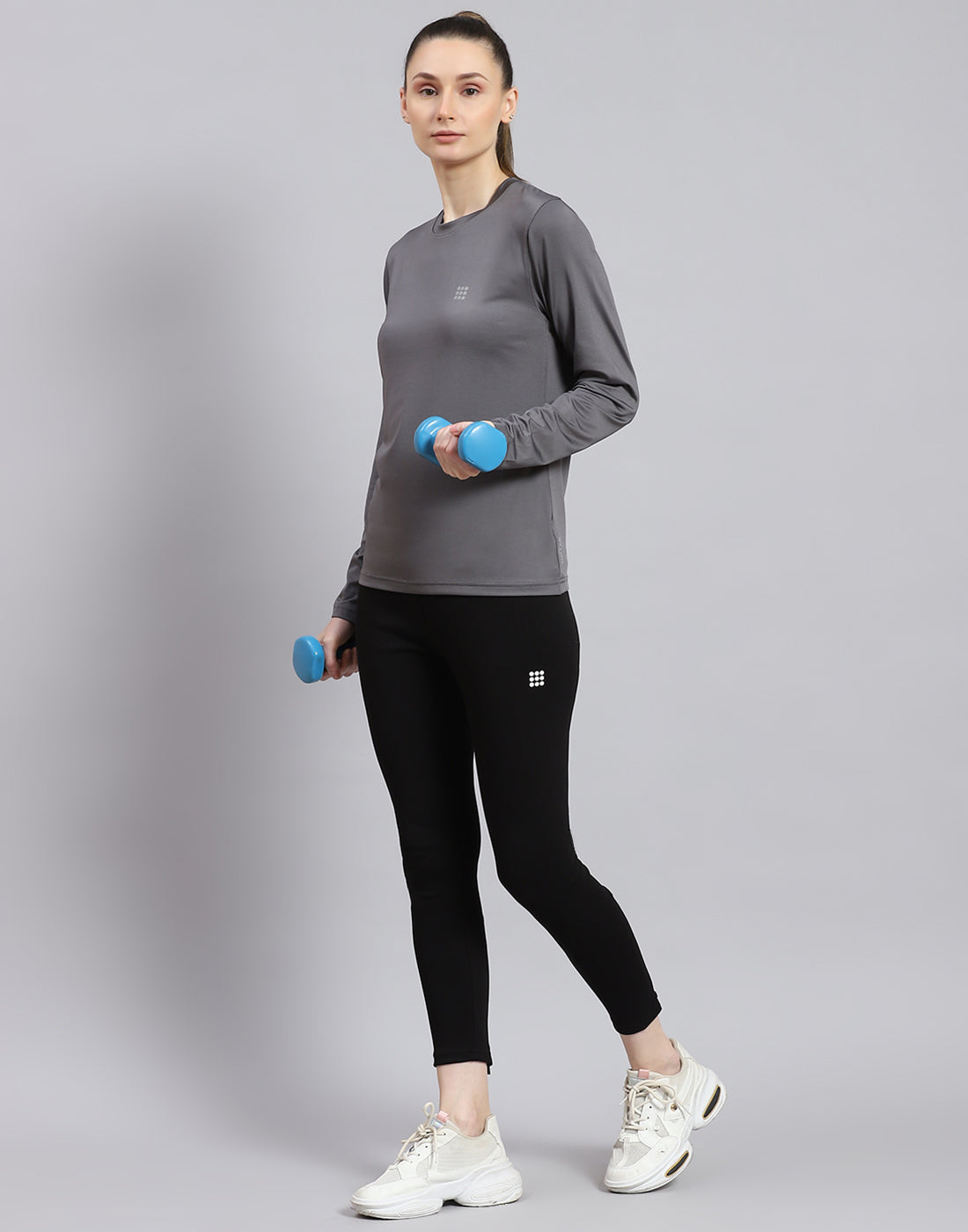 Women Grey Solid Round Neck Full Sleeve Top