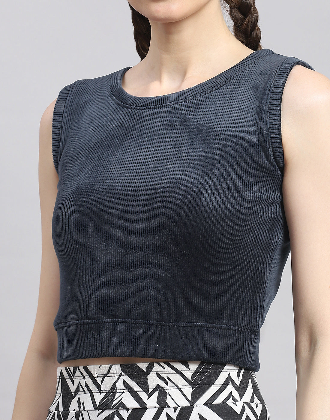 Women Navy Blue Solid Round Neck Sleeveless Top