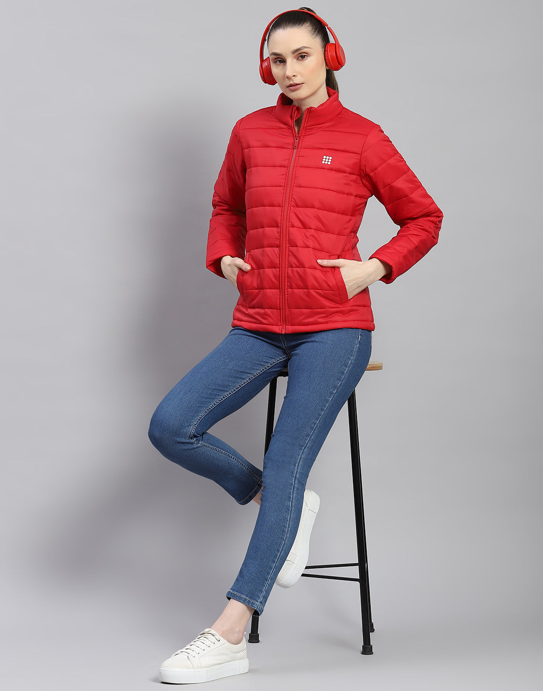 Women Red Solid Stand Collar Full Sleeve Jacket