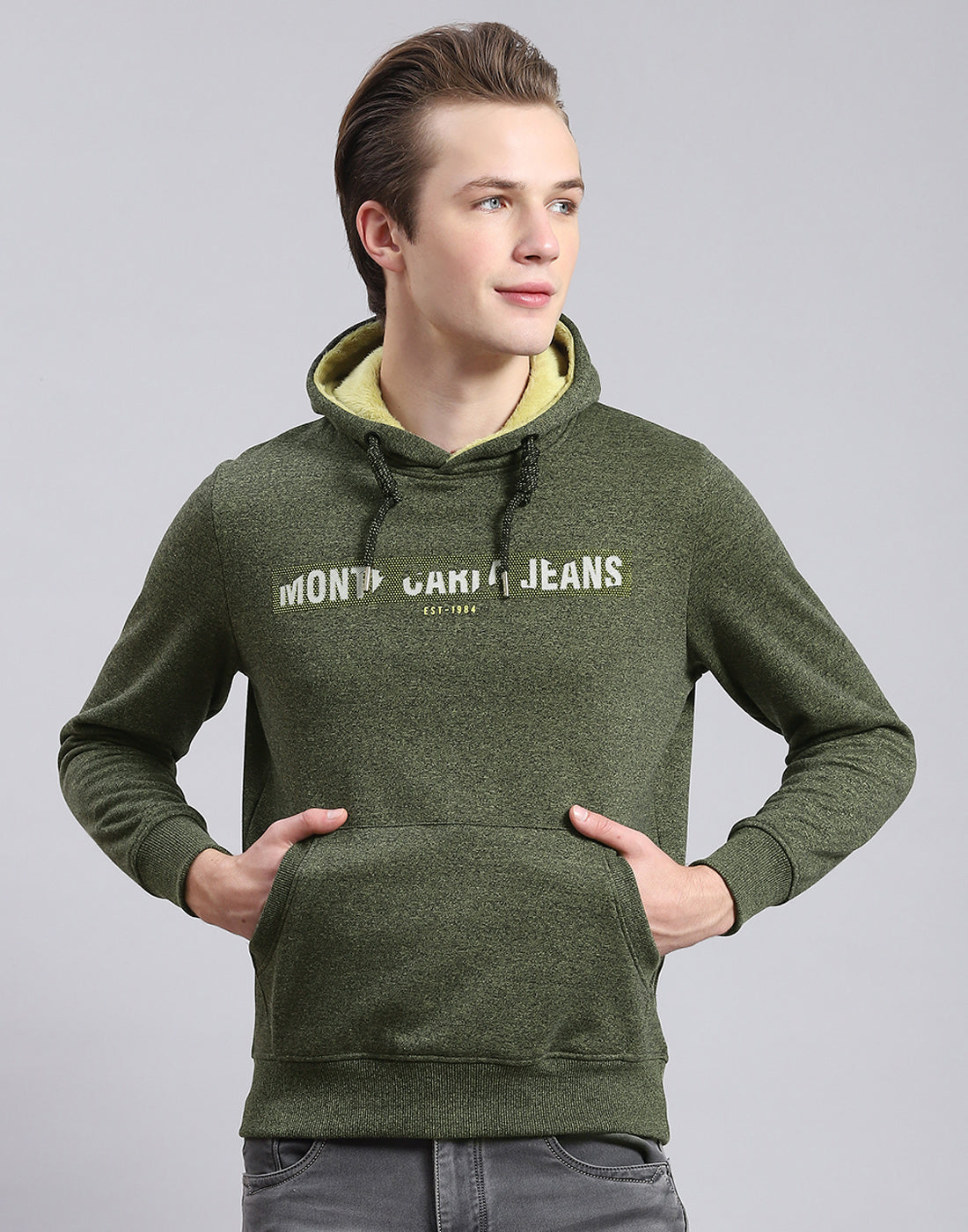Men Green Solid Hooded Full Sleeve Sweatshirt