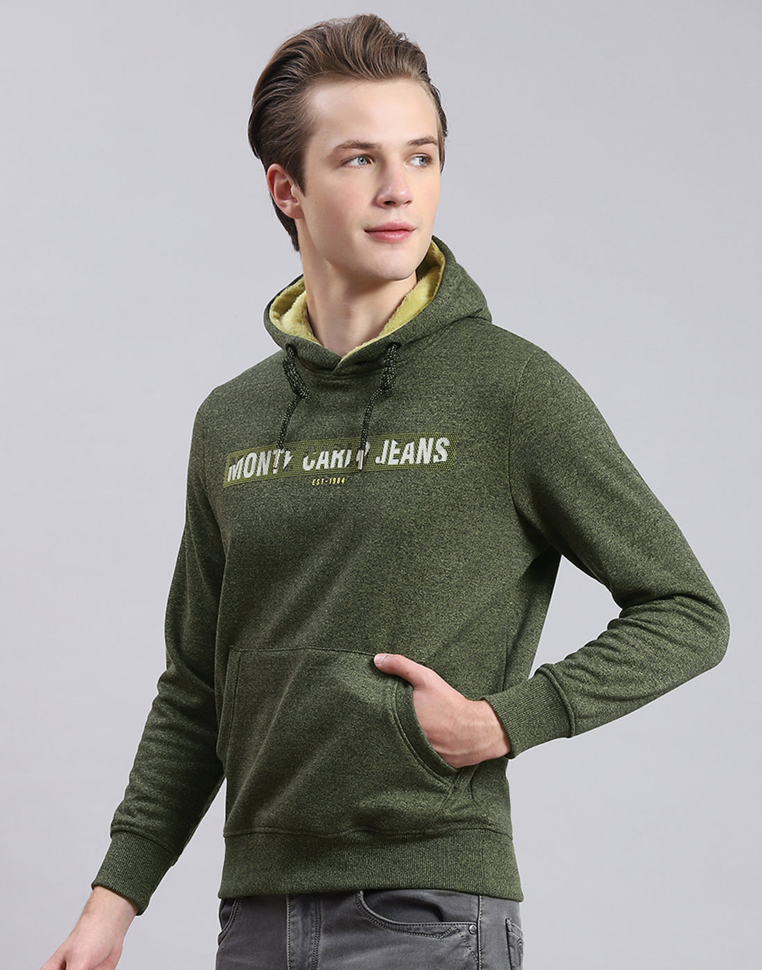 Men Green Solid Hooded Full Sleeve Sweatshirt