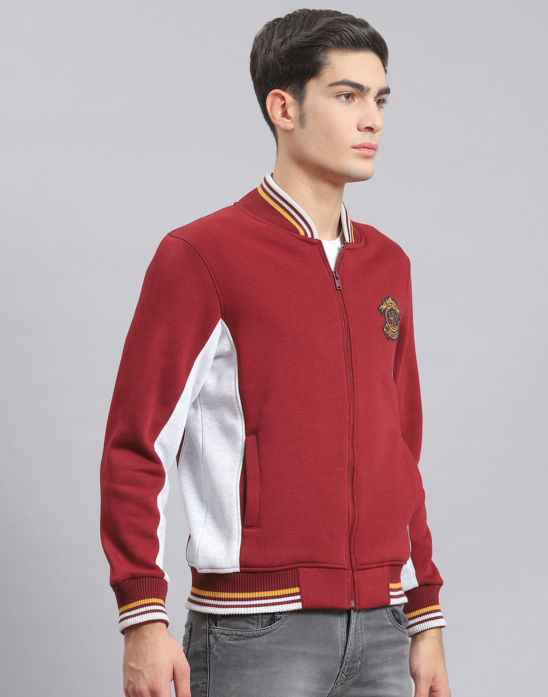 Men Maroon Solid Mandarin Collar Full Sleeve Sweatshirt