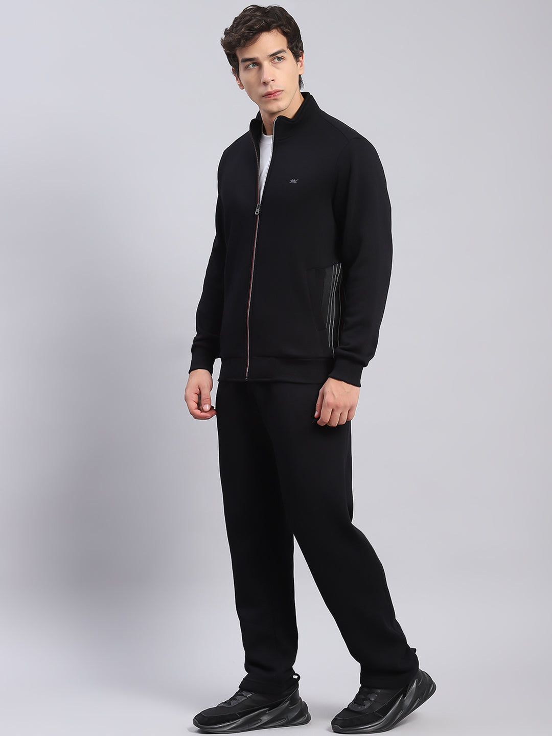 Men Black Solid Stand Collar Full Sleeve Tracksuits