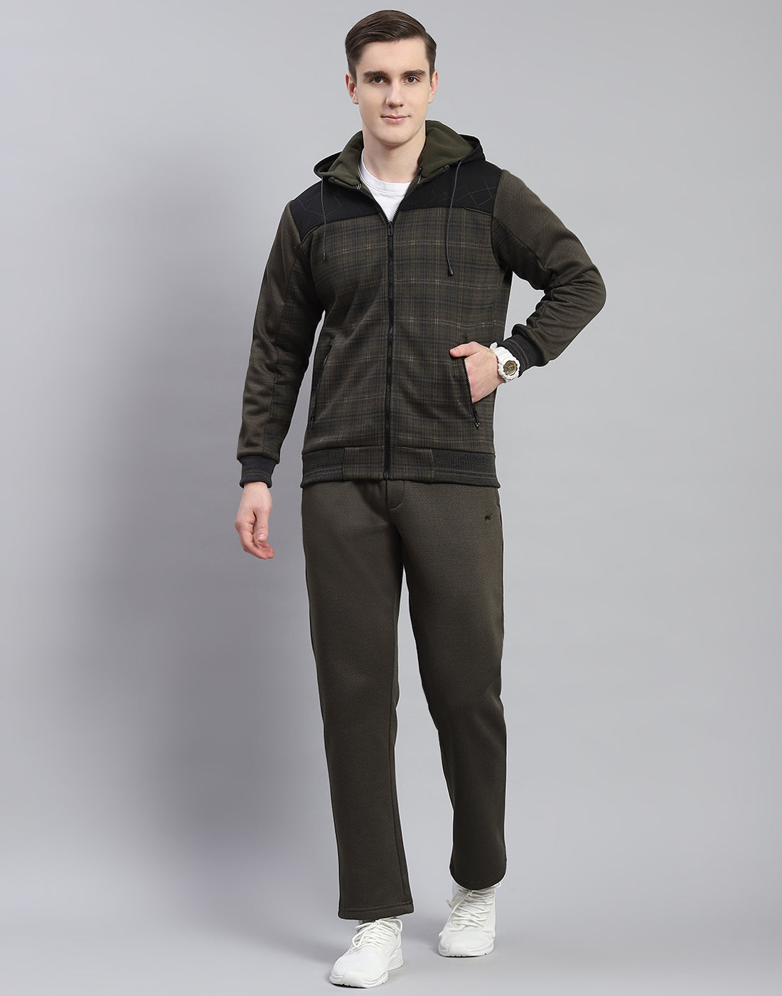 Men Olive Solid Hooded Full Sleeve Tracksuit
