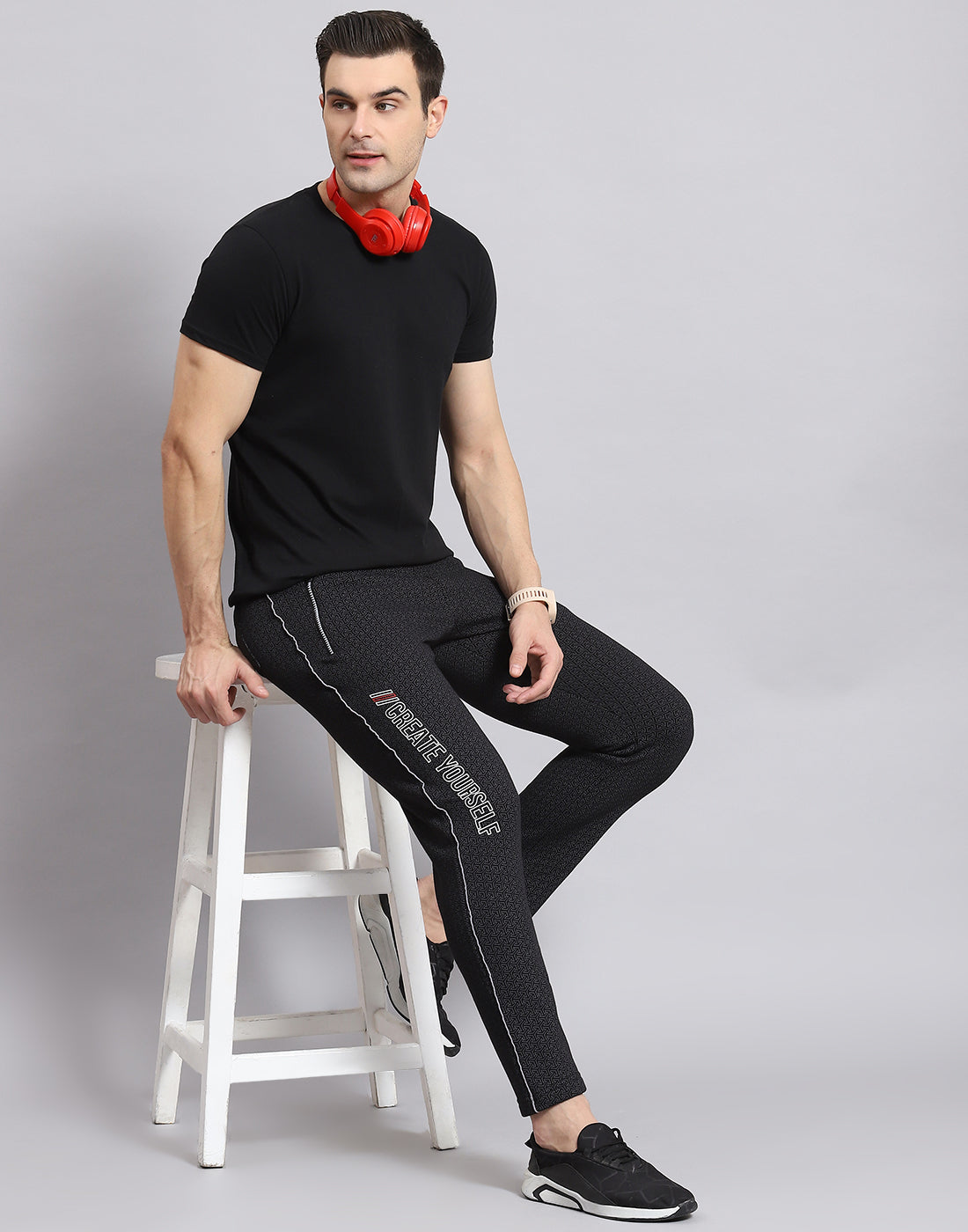 Men Black Self Design Regular Fit Winter Lower