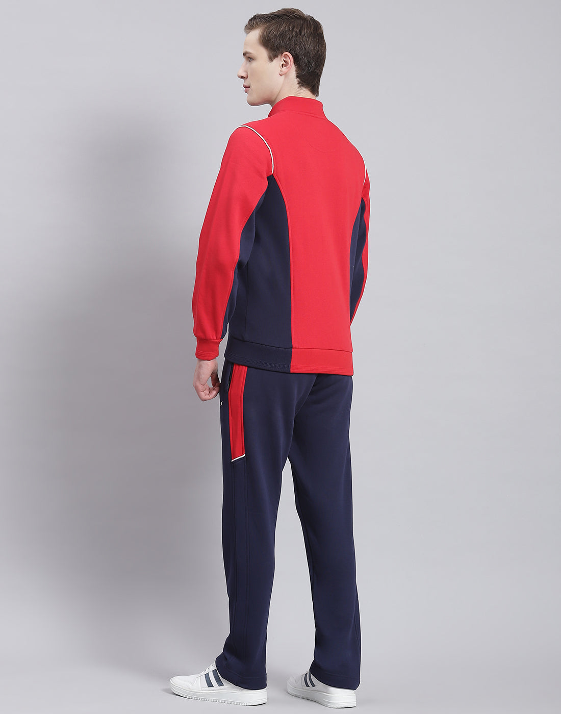 Men Red Solid Stand Collar Full Sleeve Tracksuit