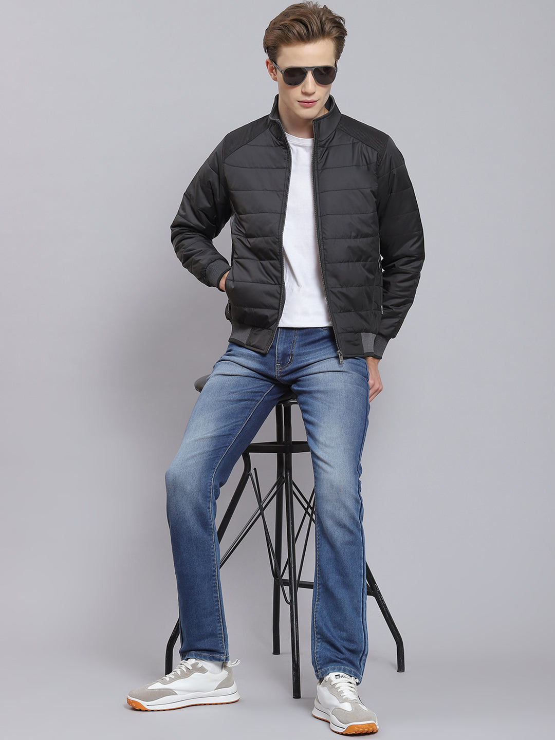 Men Black Solid Stand Collar Full Sleeve Jacket