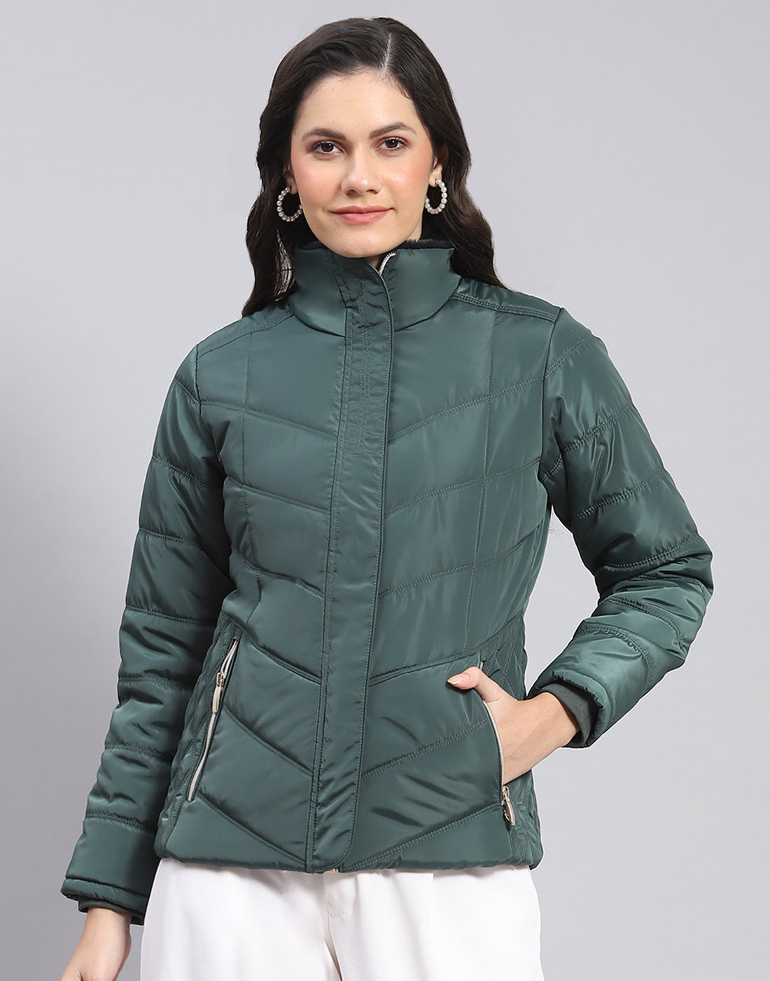 Women Green Solid Stand Collar Full Sleeve Jacket
