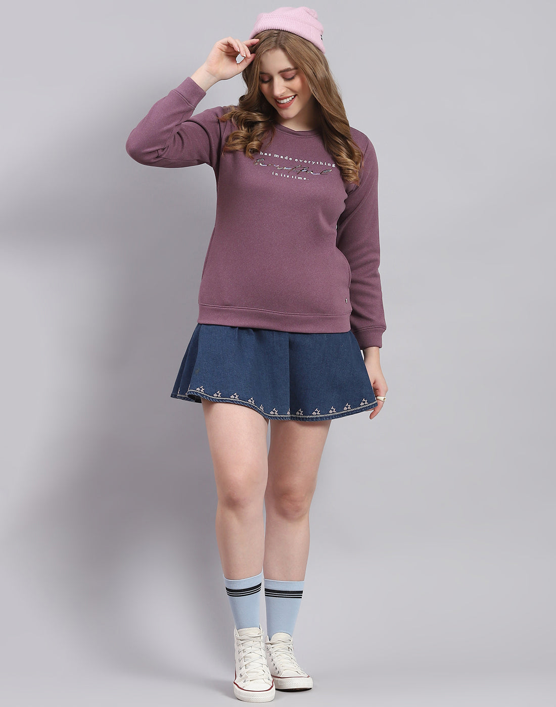 Women Purple Printed Round Neck Full Sleeve Sweatshirt