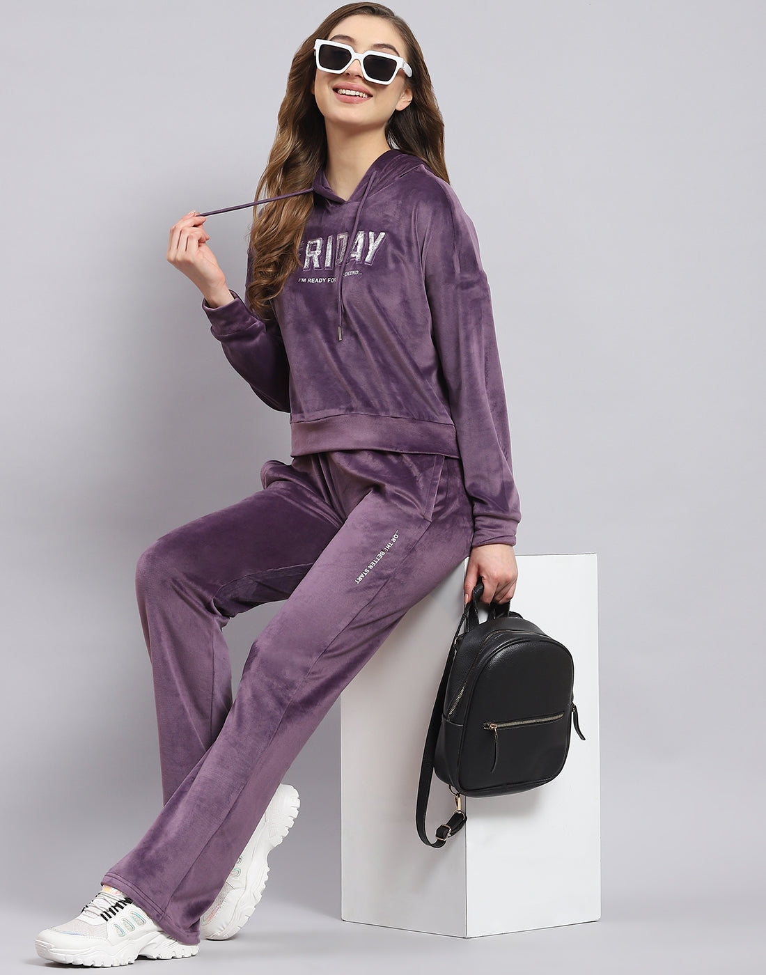 Women Purple Embroidered Hooded Full Sleeve Tracksuit
