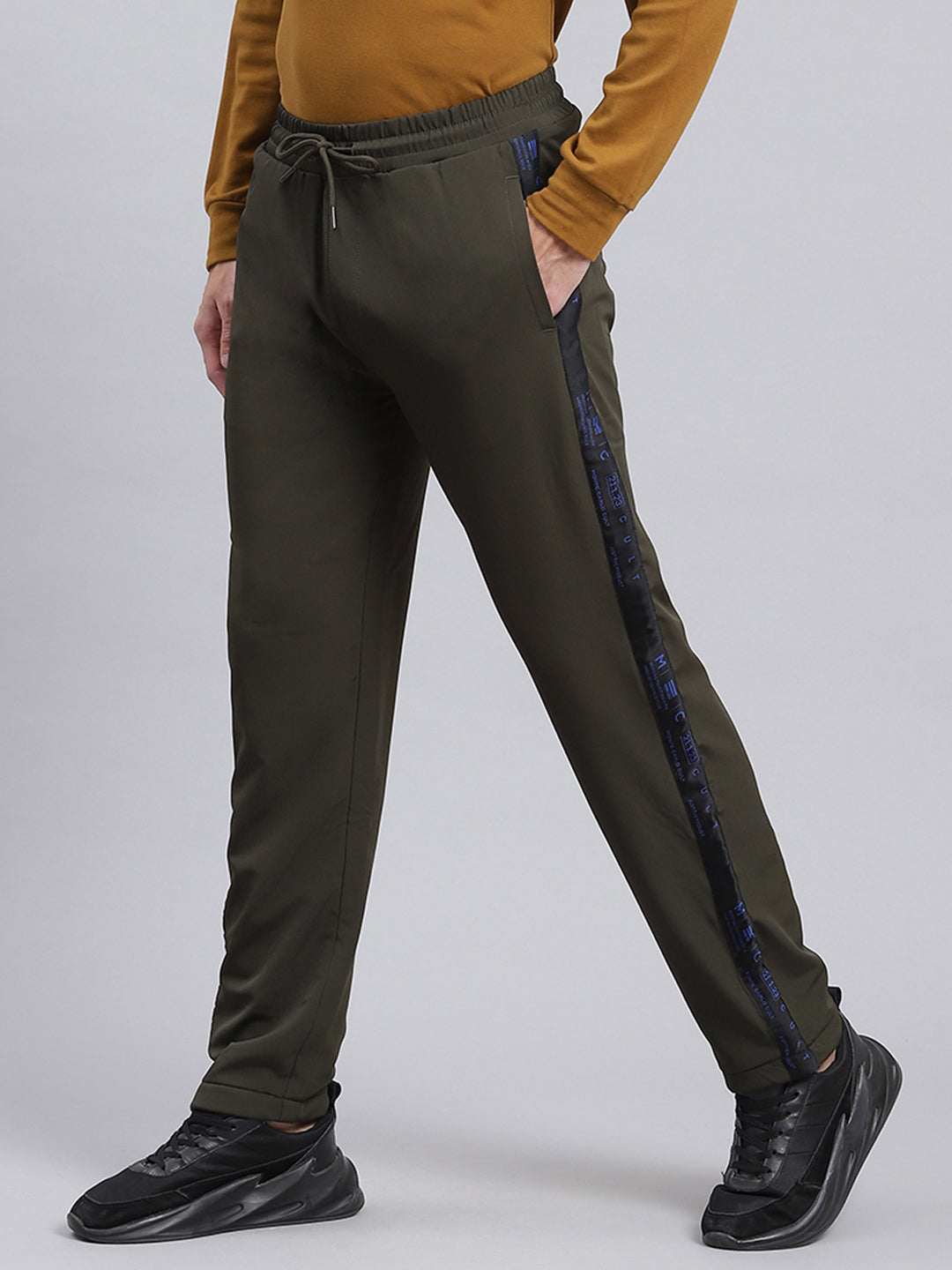 Men Olive Solid Polyester Blend Winter Lower