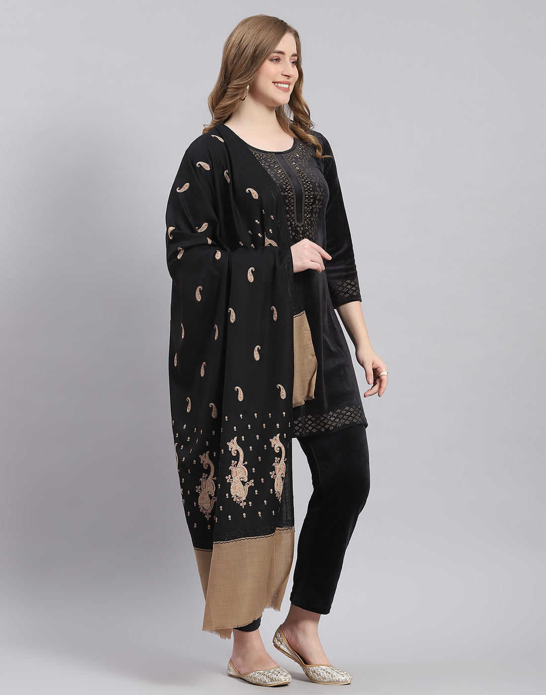 Women Black Self Design Shawl