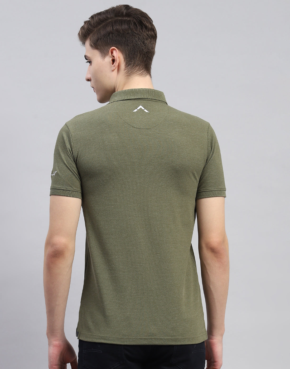 Men Olive Solid Polo Collar Half Sleeve T-Shirt