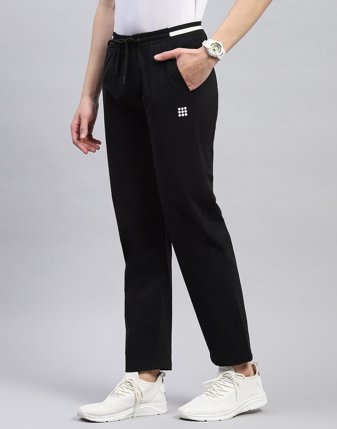 Men Black Solid Smart Fit Lower