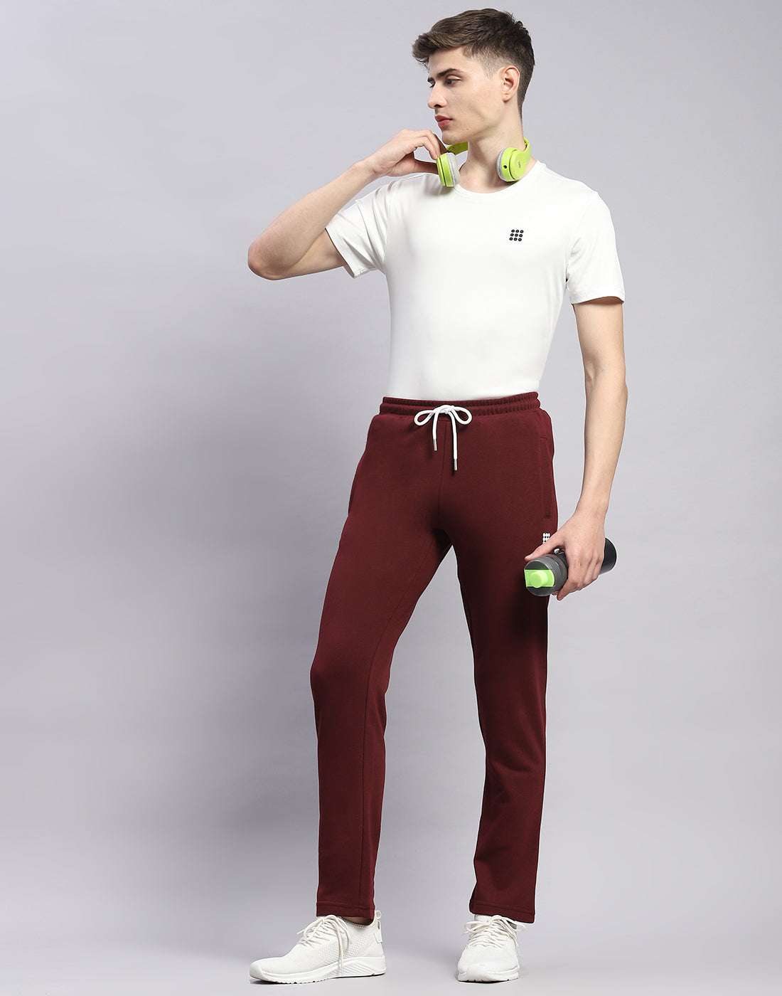 Men Maroon Solid Regular Fit Lower