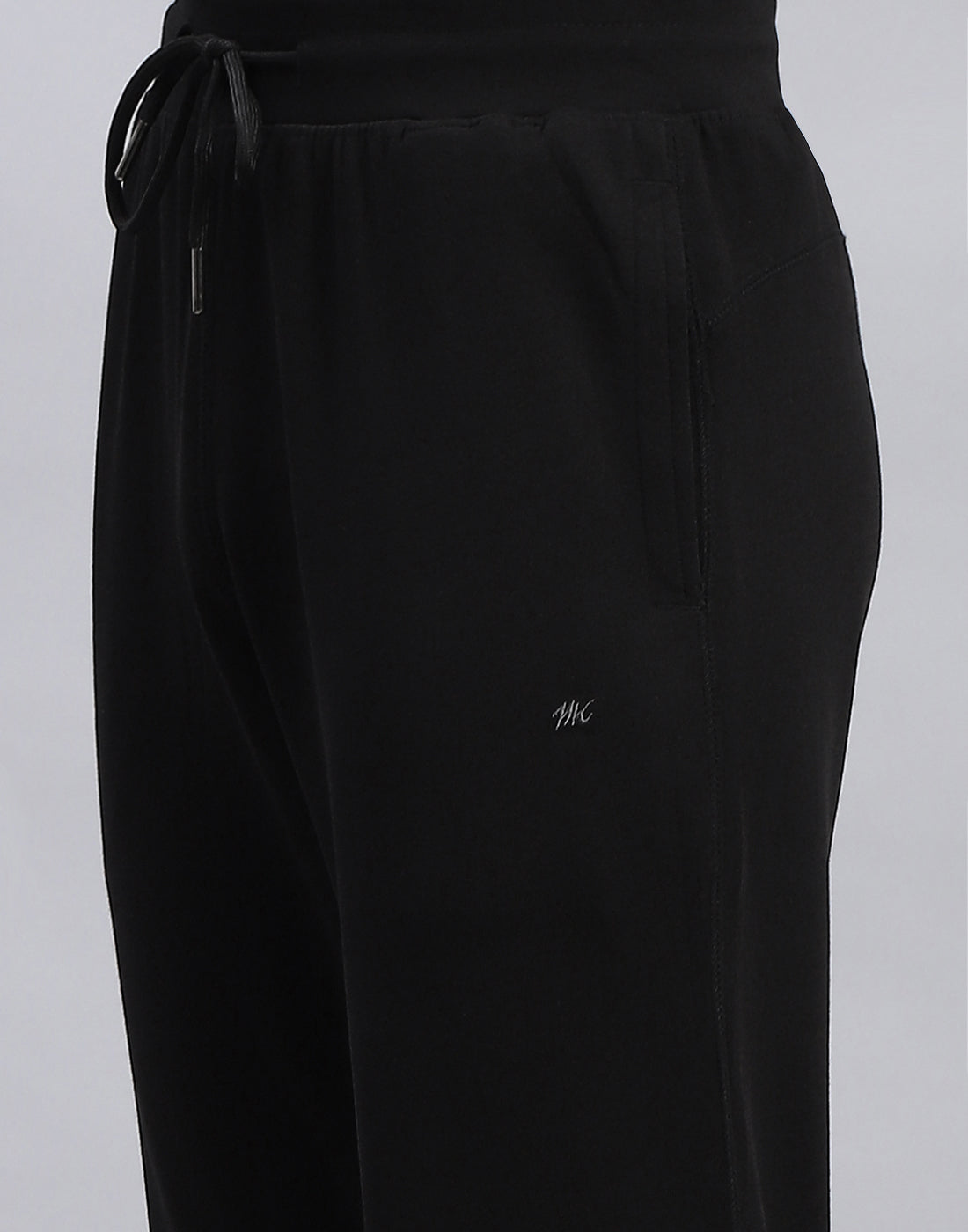Men Black Solid Regular Fit Lower