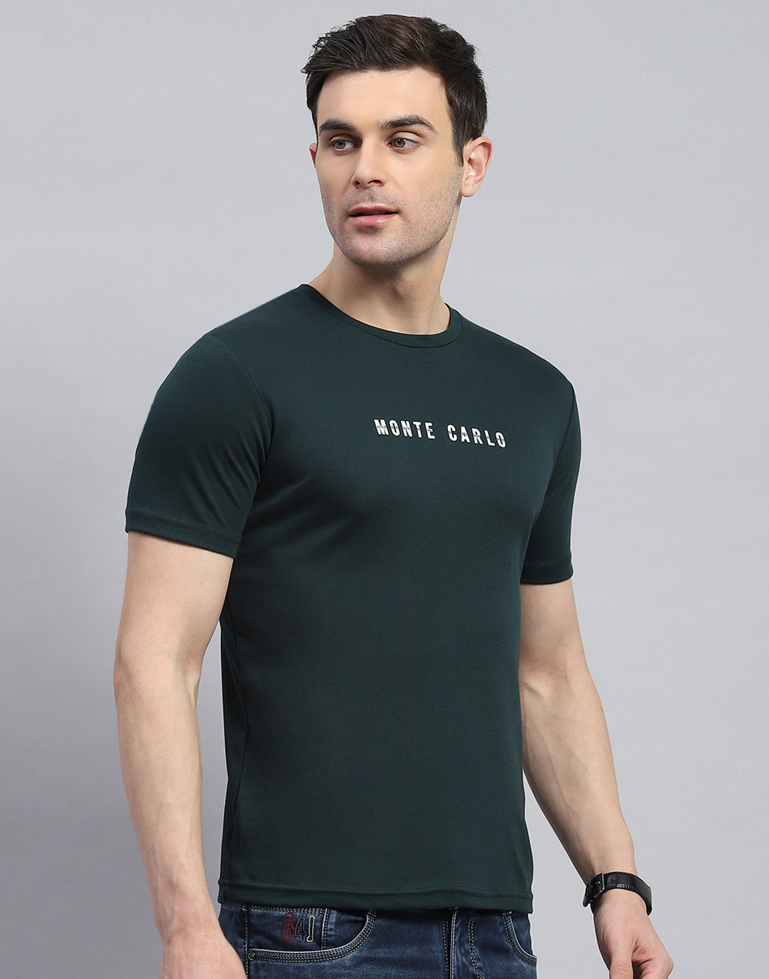 Men Green Solid Round Neck Half Sleeve T-Shirt