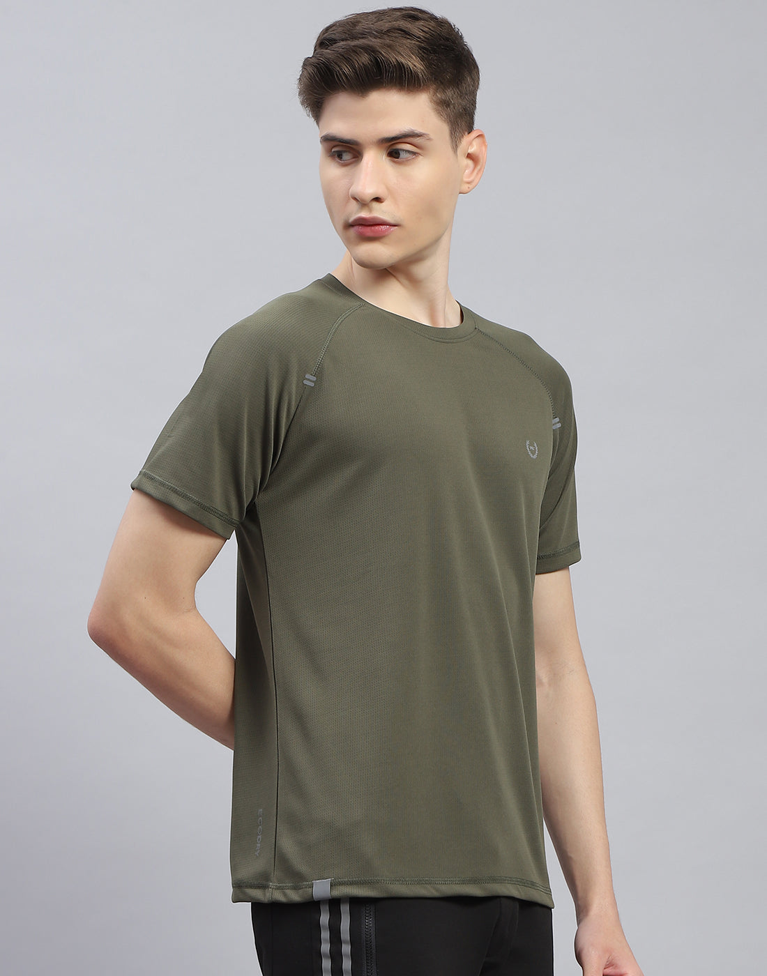 Men Olive Printed Round Neck Half Sleeve T-Shirt