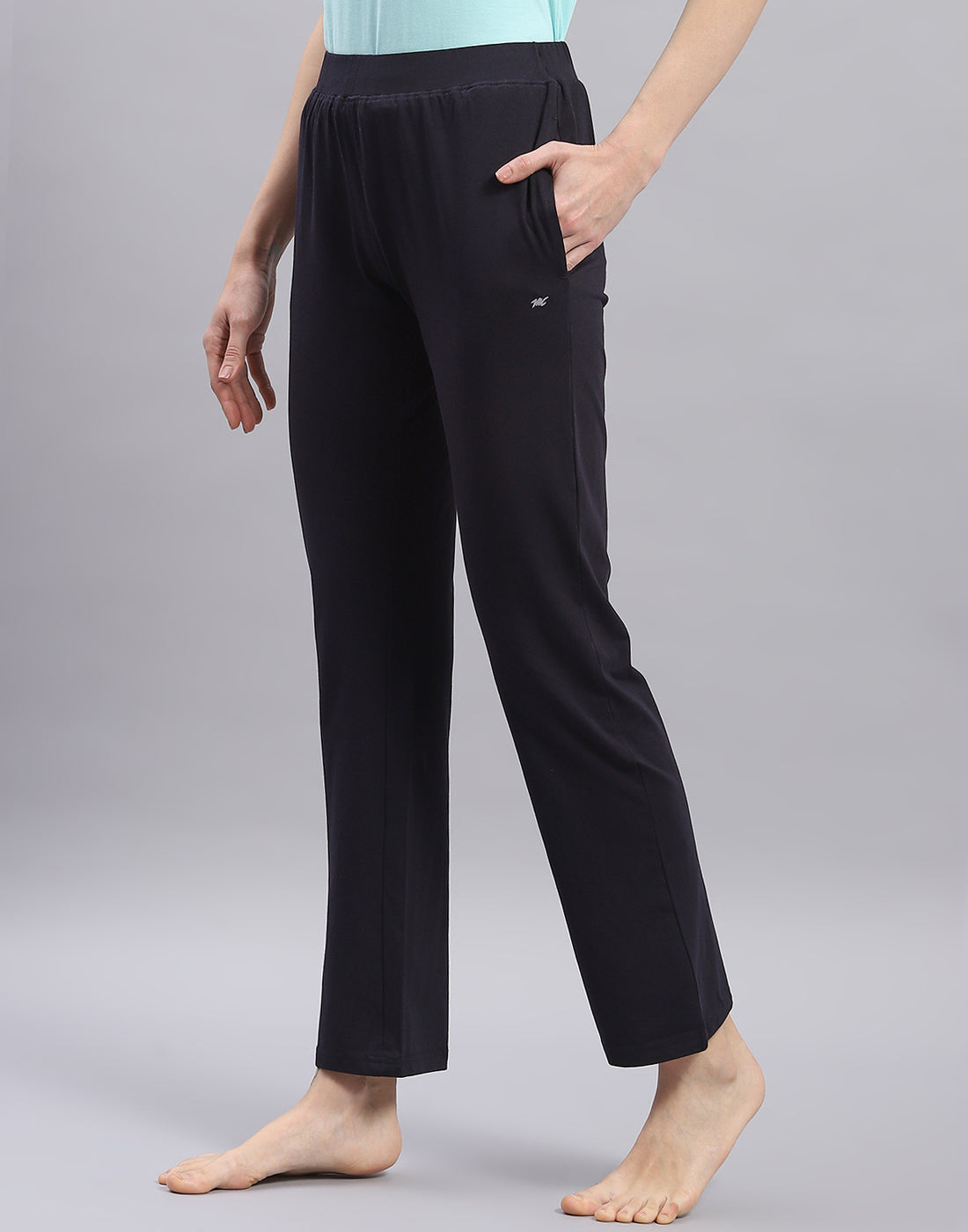Women Navy Blue Solid Regular Fit Lower