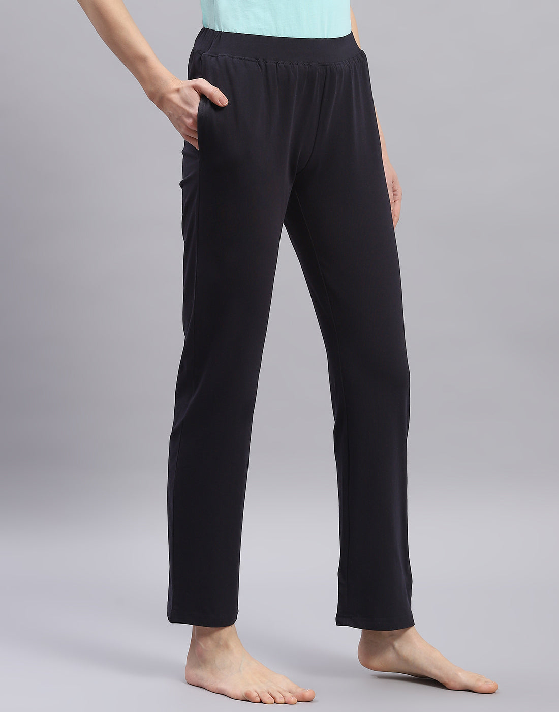 Women Navy Blue Solid Regular Fit Lower