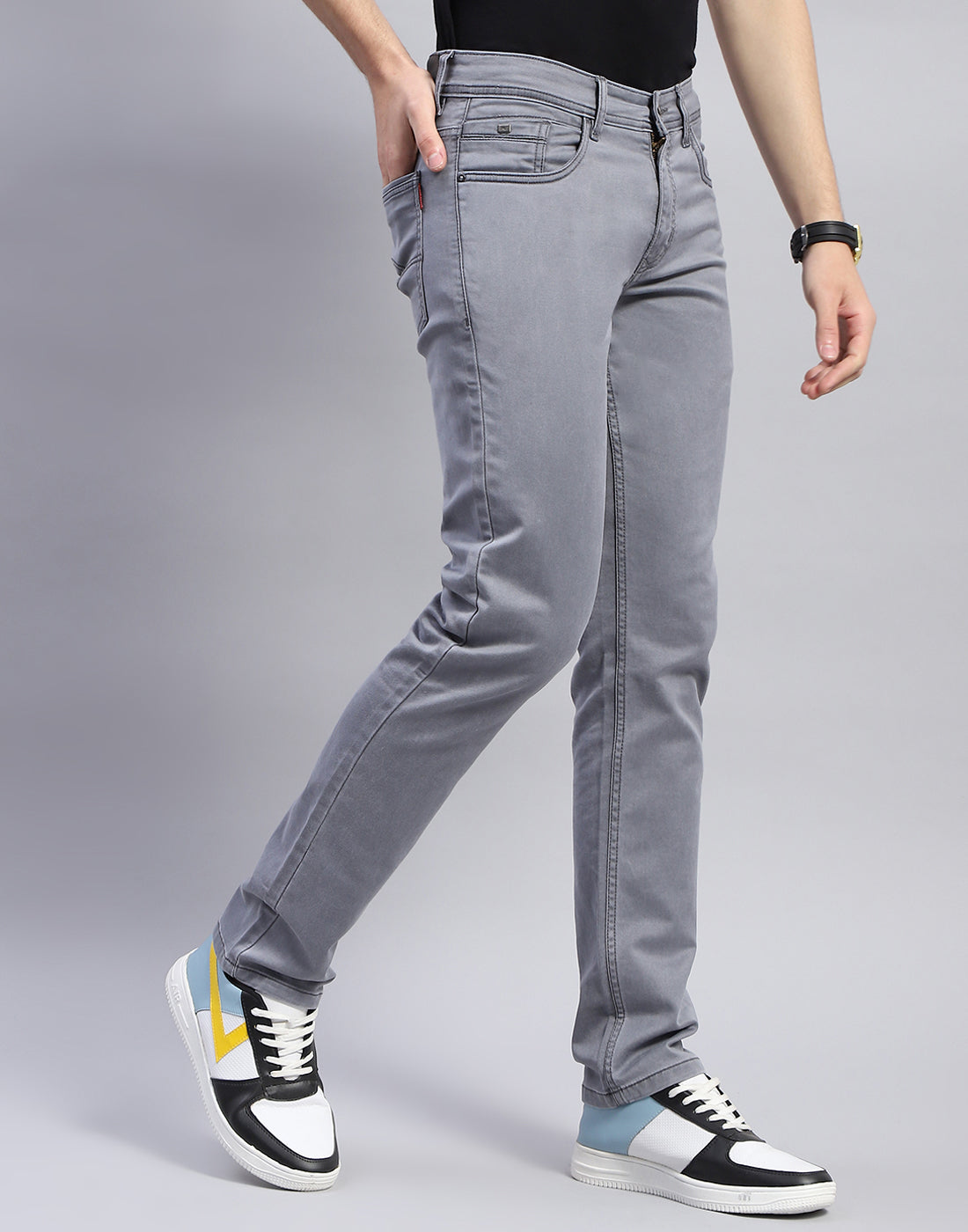 Men Grey Light Wash Narrow Fit Denim